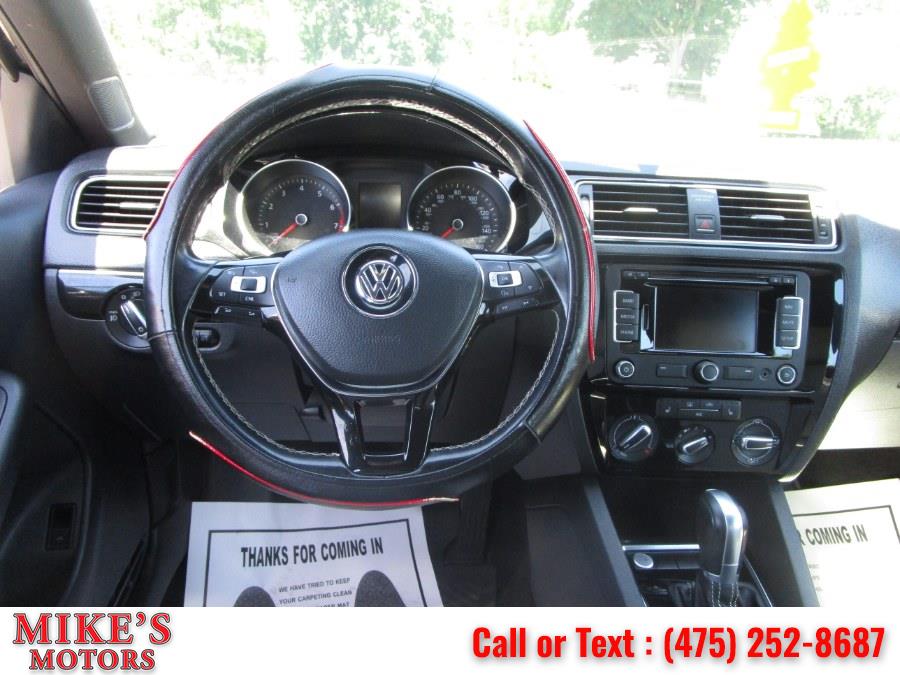 Used Volkswagen Jetta Sedan 4dr Auto 1.8T SE PZEV 2015 | Mike's Motors LLC. Stratford, Connecticut Used Volkswagen Jetta Sedan 4dr Auto 1.8T SE PZEV 2015 | Mike's Motors LLC. Stratford, Connecticut