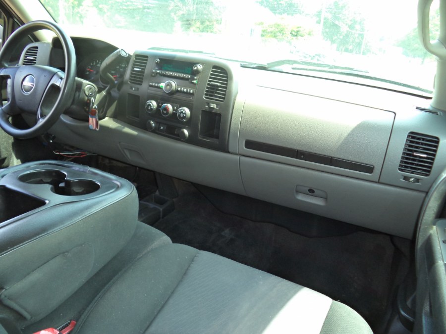 2011 GMC Sierra 1500 4WD Crew Cab 143.5", available for sale in Berlin, Connecticut | International Motorcars llc. Berlin, Connecticut 2011 GMC Sierra 1500 4WD Crew Cab 143.5", available for sale in Berlin, Connecticut | International Motorcars llc. Berlin, Connecticut