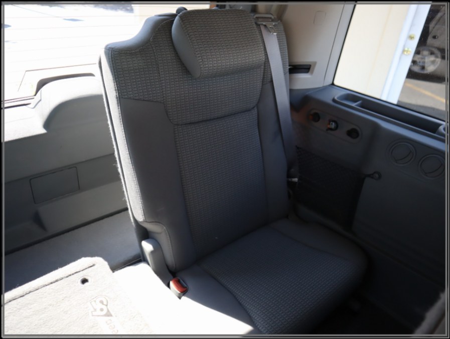 2006 Jeep Commander 65 Anniversary, available for sale in Huntington Station, New York | My Auto Inc.. Huntington Station, New York 2006 Jeep Commander 65 Anniversary, available for sale in Huntington Station, New York | My Auto Inc.. Huntington Station, New York