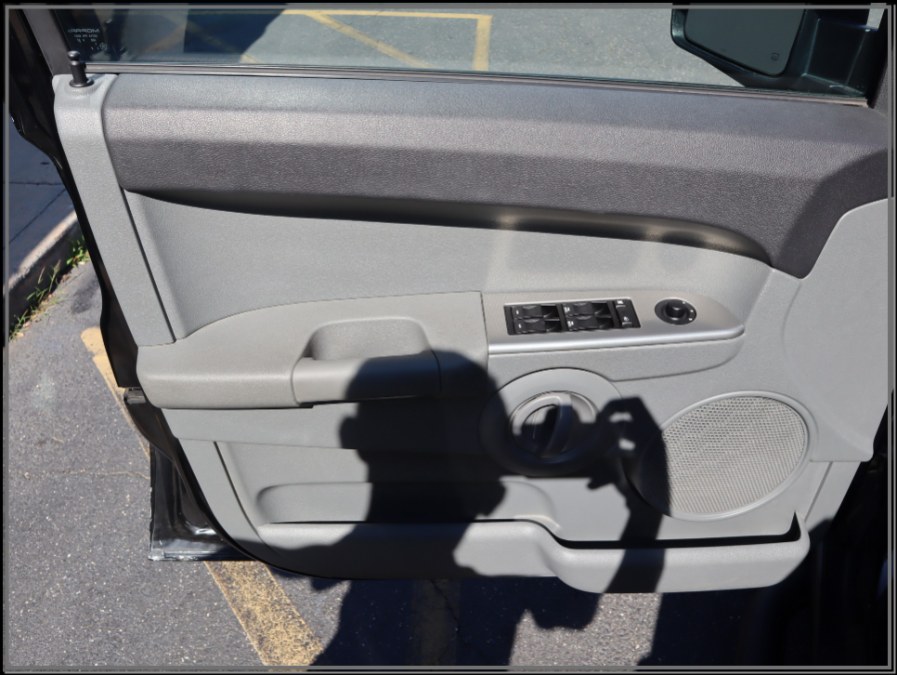 2006 Jeep Commander 65 Anniversary, available for sale in Huntington Station, New York | My Auto Inc.. Huntington Station, New York 2006 Jeep Commander 65 Anniversary, available for sale in Huntington Station, New York | My Auto Inc.. Huntington Station, New York