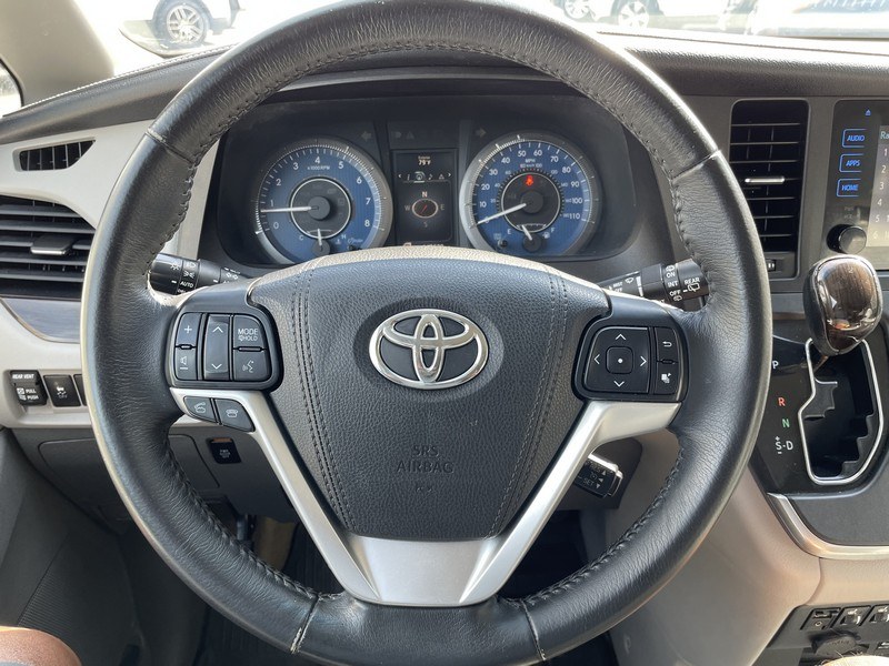 Used Toyota Sienna XLE Premium AWD 7-Passenger (Natl) 2017 | Union Street Auto Sales. West Springfield, Massachusetts Used Toyota Sienna XLE Premium AWD 7-Passenger (Natl) 2017 | Union Street Auto Sales. West Springfield, Massachusetts
