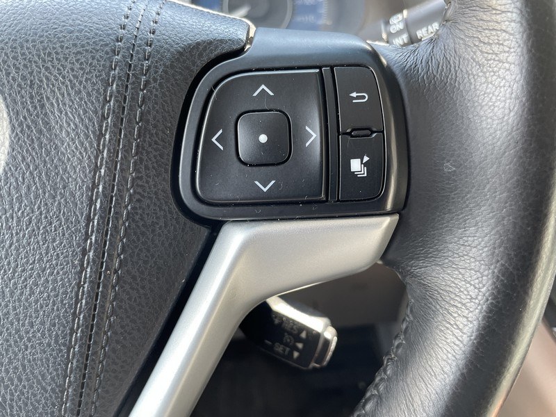 Used Toyota Sienna XLE Premium AWD 7-Passenger (Natl) 2017 | Union Street Auto Sales. West Springfield, Massachusetts Used Toyota Sienna XLE Premium AWD 7-Passenger (Natl) 2017 | Union Street Auto Sales. West Springfield, Massachusetts