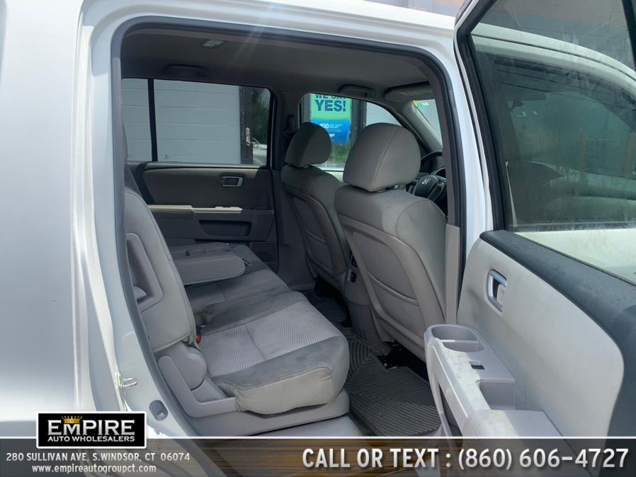 Used Honda Pilot 4WD 4dr LX 2014 | Empire Auto Wholesalers. S.Windsor, Connecticut Used Honda Pilot 4WD 4dr LX 2014 | Empire Auto Wholesalers. S.Windsor, Connecticut