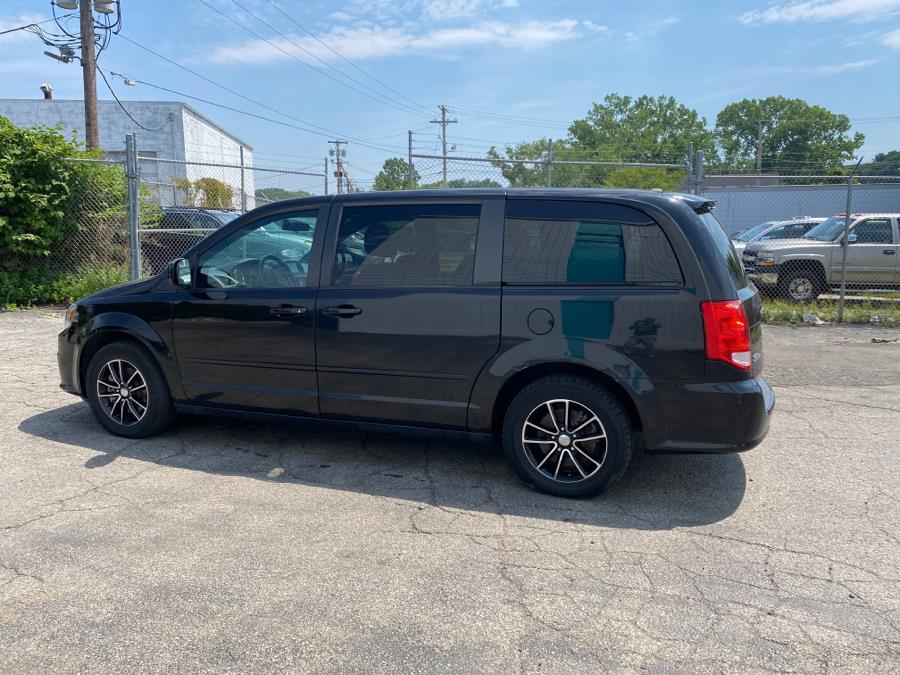 2015 Dodge Grand Caravan 4dr Wgn SXT, available for sale in Milford, Connecticut | Dealertown Auto Wholesalers. Milford, Connecticut 2015 Dodge Grand Caravan 4dr Wgn SXT, available for sale in Milford, Connecticut | Dealertown Auto Wholesalers. Milford, Connecticut