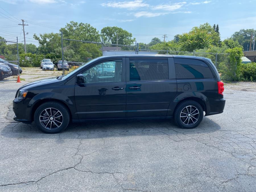 2015 Dodge Grand Caravan 4dr Wgn SXT, available for sale in Milford, Connecticut | Dealertown Auto Wholesalers. Milford, Connecticut 2015 Dodge Grand Caravan 4dr Wgn SXT, available for sale in Milford, Connecticut | Dealertown Auto Wholesalers. Milford, Connecticut