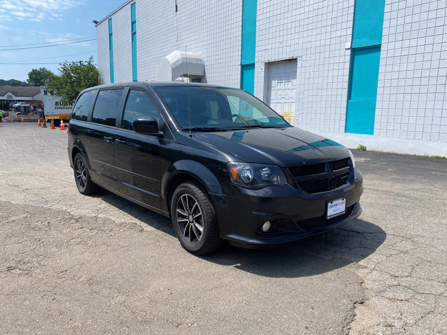 2015 Dodge Grand Caravan 4dr Wgn SXT, available for sale in Milford, Connecticut | Dealertown Auto Wholesalers. Milford, Connecticut 2015 Dodge Grand Caravan 4dr Wgn SXT, available for sale in Milford, Connecticut | Dealertown Auto Wholesalers. Milford, Connecticut