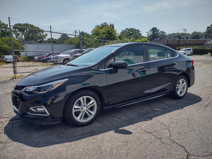 Used Chevrolet Cruze 4dr Sdn 1.4L LT w/1SD 2017 | Dealertown Auto Wholesalers. Milford, Connecticut Used Chevrolet Cruze 4dr Sdn 1.4L LT w/1SD 2017 | Dealertown Auto Wholesalers. Milford, Connecticut