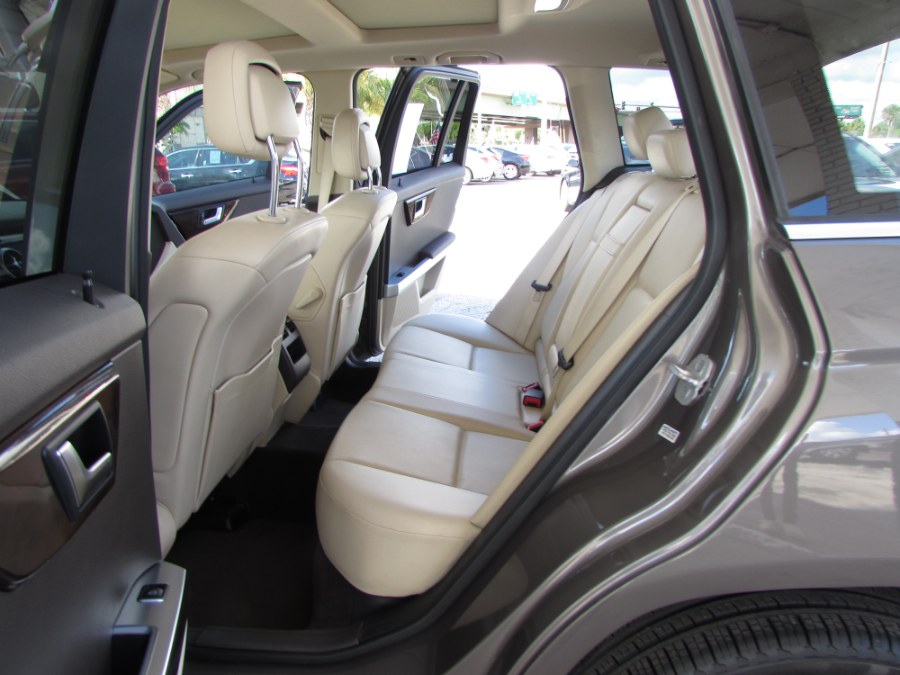 Used Mercedes-Benz GLK-Class RWD 4dr GLK 350 2014 | VIP Auto Enterprise, Inc. Orlando, Florida Used Mercedes-Benz GLK-Class RWD 4dr GLK 350 2014 | VIP Auto Enterprise, Inc. Orlando, Florida
