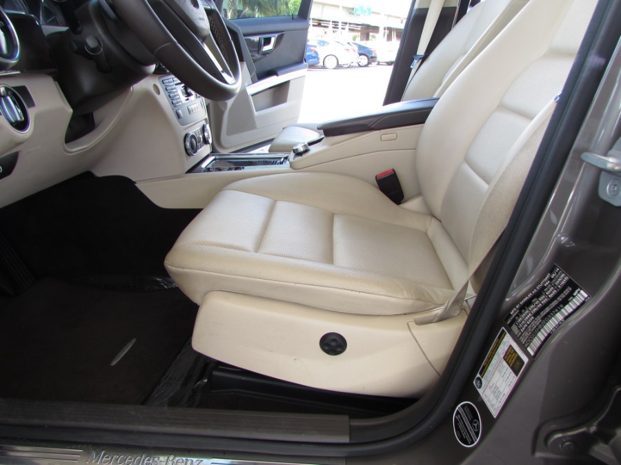 Used Mercedes-Benz GLK-Class RWD 4dr GLK 350 2014 | VIP Auto Enterprise, Inc. Orlando, Florida Used Mercedes-Benz GLK-Class RWD 4dr GLK 350 2014 | VIP Auto Enterprise, Inc. Orlando, Florida