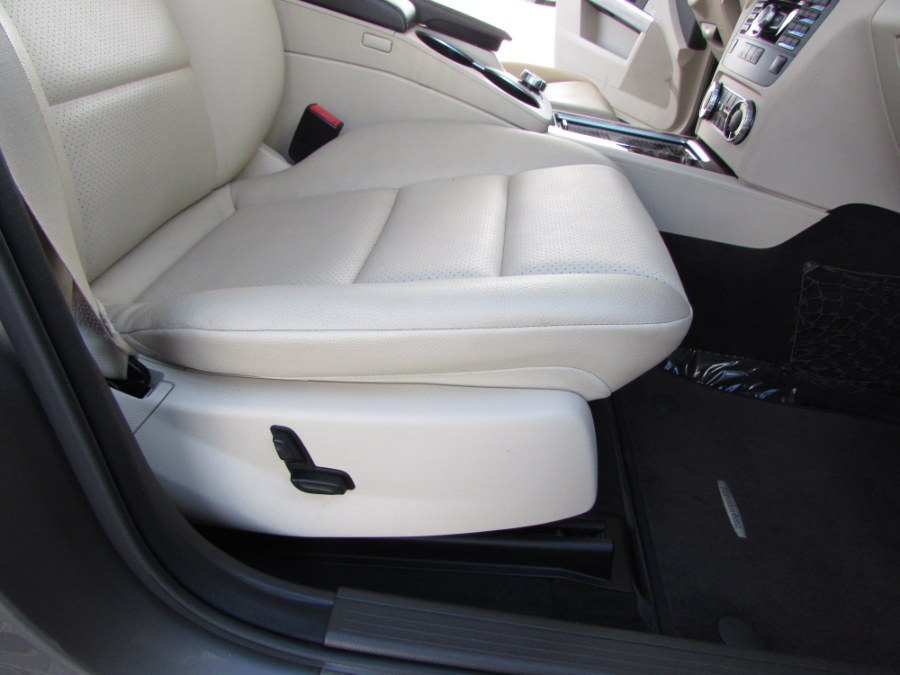 Used Mercedes-Benz GLK-Class RWD 4dr GLK 350 2014 | VIP Auto Enterprise, Inc. Orlando, Florida Used Mercedes-Benz GLK-Class RWD 4dr GLK 350 2014 | VIP Auto Enterprise, Inc. Orlando, Florida