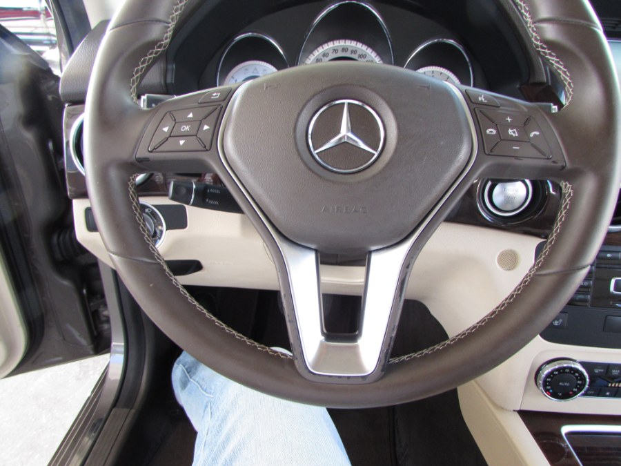 Used Mercedes-Benz GLK-Class RWD 4dr GLK 350 2014 | VIP Auto Enterprise, Inc. Orlando, Florida Used Mercedes-Benz GLK-Class RWD 4dr GLK 350 2014 | VIP Auto Enterprise, Inc. Orlando, Florida