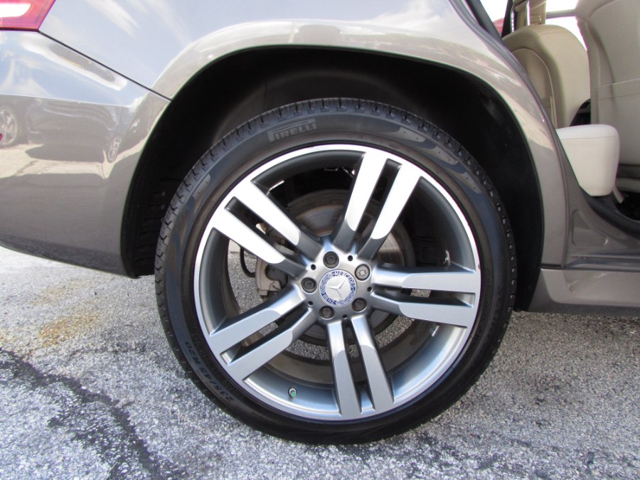 Used Mercedes-Benz GLK-Class RWD 4dr GLK 350 2014 | VIP Auto Enterprise, Inc. Orlando, Florida Used Mercedes-Benz GLK-Class RWD 4dr GLK 350 2014 | VIP Auto Enterprise, Inc. Orlando, Florida