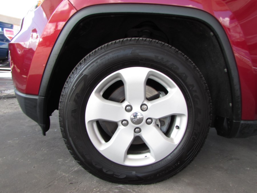 Used Jeep Grand Cherokee 4WD 4dr Laredo 2013 | VIP Auto Enterprise, Inc. Orlando, Florida Used Jeep Grand Cherokee 4WD 4dr Laredo 2013 | VIP Auto Enterprise, Inc. Orlando, Florida