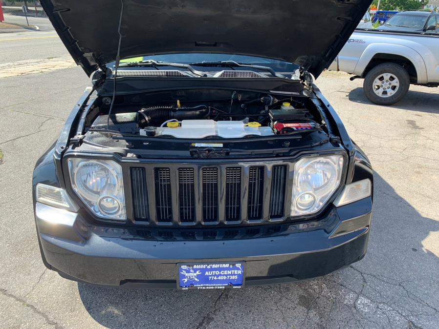 Used Jeep Liberty 4WD 4dr Rocky Mountain 2009 | Rt 138 Auto Center Inc . Taunton, Massachusetts Used Jeep Liberty 4WD 4dr Rocky Mountain 2009 | Rt 138 Auto Center Inc . Taunton, Massachusetts