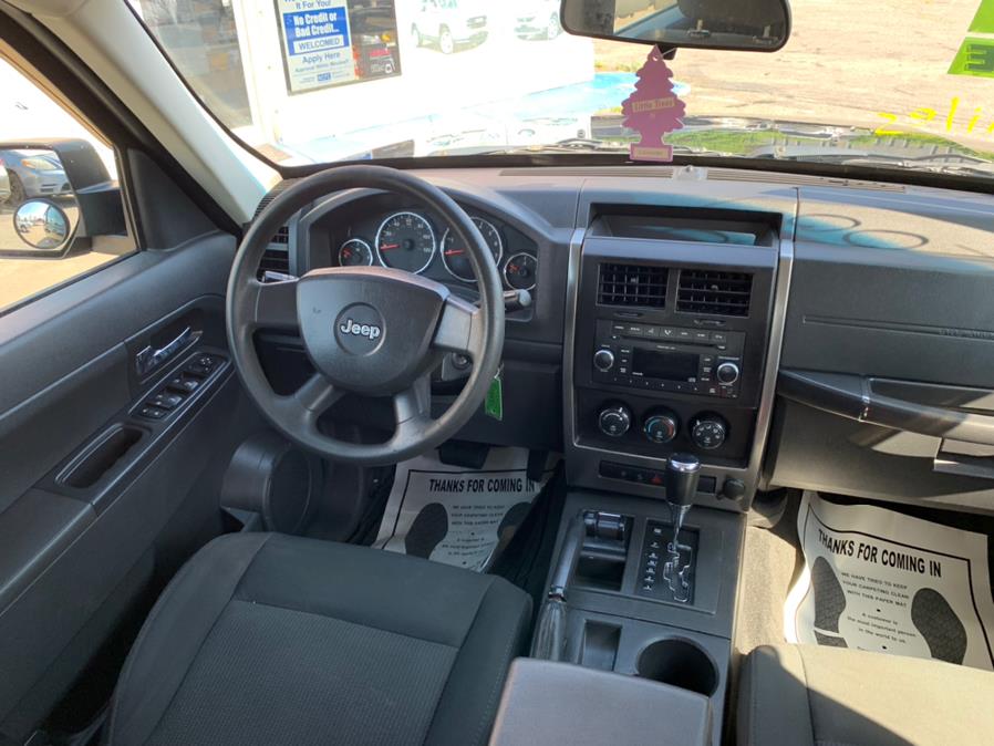 Used Jeep Liberty 4WD 4dr Rocky Mountain 2009 | Rt 138 Auto Center Inc . Taunton, Massachusetts Used Jeep Liberty 4WD 4dr Rocky Mountain 2009 | Rt 138 Auto Center Inc . Taunton, Massachusetts