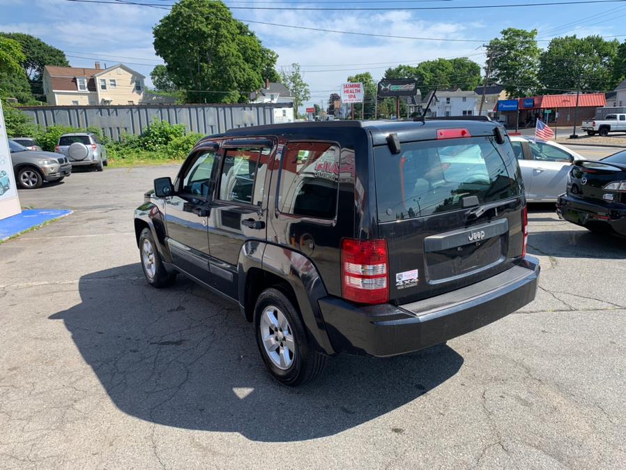 Used Jeep Liberty 4WD 4dr Rocky Mountain 2009 | Rt 138 Auto Center Inc . Taunton, Massachusetts Used Jeep Liberty 4WD 4dr Rocky Mountain 2009 | Rt 138 Auto Center Inc . Taunton, Massachusetts