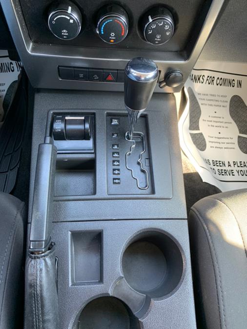 Used Jeep Liberty 4WD 4dr Rocky Mountain 2009 | Rt 138 Auto Center Inc . Taunton, Massachusetts Used Jeep Liberty 4WD 4dr Rocky Mountain 2009 | Rt 138 Auto Center Inc . Taunton, Massachusetts