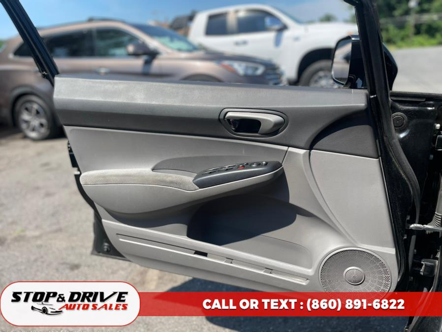 Used Honda Civic Sdn 4dr Auto LX 2010 | Stop & Drive Auto Sales. East Windsor, Connecticut Used Honda Civic Sdn 4dr Auto LX 2010 | Stop & Drive Auto Sales. East Windsor, Connecticut