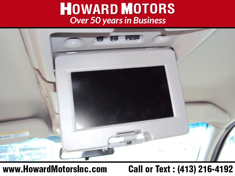 Used Chrysler Town & Country LWB 4dr Wgn Touring 2007 | Howard Motors. Springfield, Massachusetts Used Chrysler Town & Country LWB 4dr Wgn Touring 2007 | Howard Motors. Springfield, Massachusetts