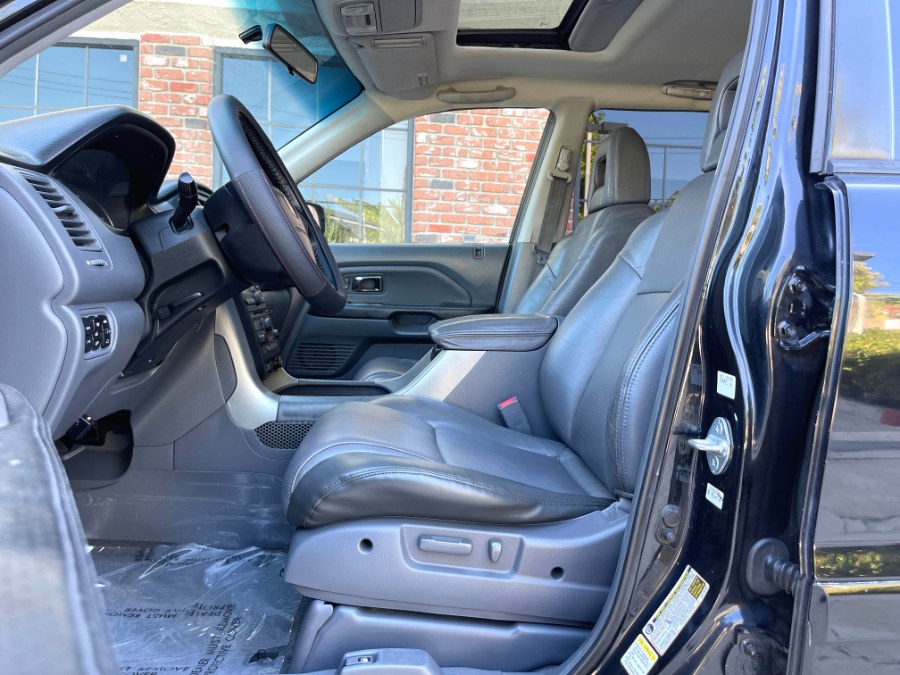 2005 Honda Pilot EX-L AT with NAVI, available for sale in Lake Forest, California | Pacific Green Line. Lake Forest, California 2005 Honda Pilot EX-L AT with NAVI, available for sale in Lake Forest, California | Pacific Green Line. Lake Forest, California