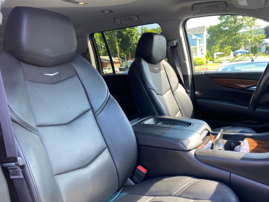 Used Cadillac Escalade ESV 4WD 4dr Standard 2016 | Lava Motors 2 Inc. Canton, Connecticut Used Cadillac Escalade ESV 4WD 4dr Standard 2016 | Lava Motors 2 Inc. Canton, Connecticut