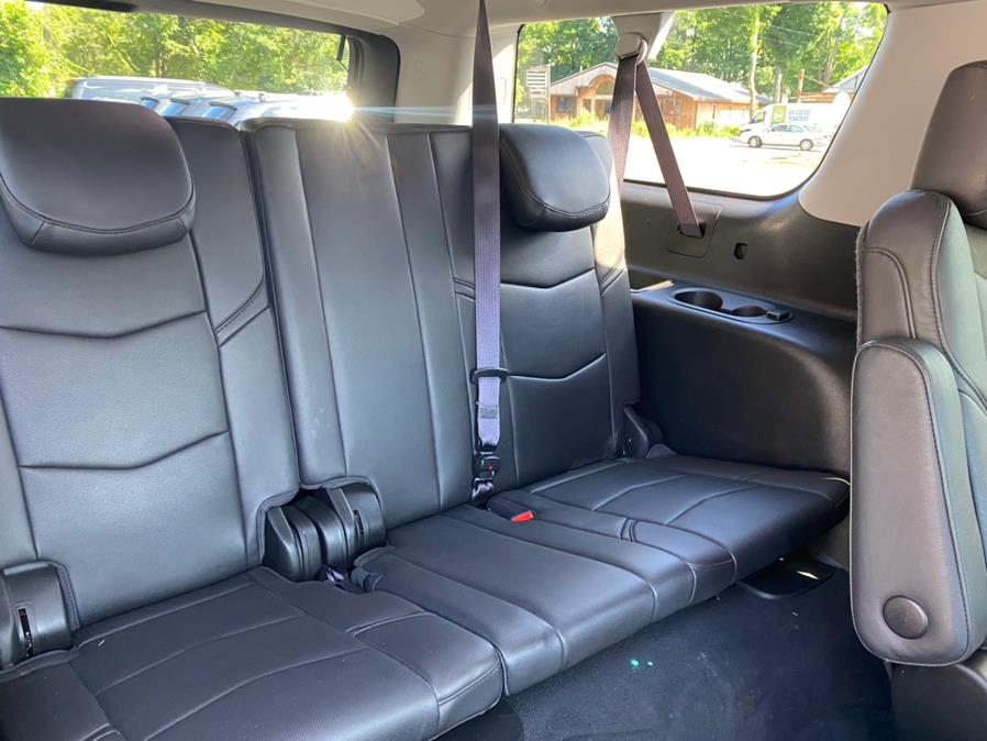 Used Cadillac Escalade ESV 4WD 4dr Standard 2016 | Lava Motors 2 Inc. Canton, Connecticut Used Cadillac Escalade ESV 4WD 4dr Standard 2016 | Lava Motors 2 Inc. Canton, Connecticut