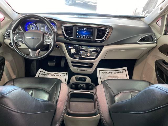 Used Chrysler Pacifica Touring L 2019 | Queens Auto Mall. Richmond Hill, New York Used Chrysler Pacifica Touring L 2019 | Queens Auto Mall. Richmond Hill, New York