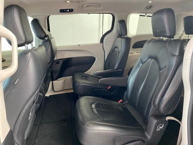 Used Chrysler Pacifica Touring L 2019 | Queens Auto Mall. Richmond Hill, New York Used Chrysler Pacifica Touring L 2019 | Queens Auto Mall. Richmond Hill, New York