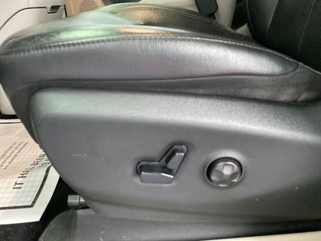Used Chrysler Pacifica Touring L 2019 | Queens Auto Mall. Richmond Hill, New York Used Chrysler Pacifica Touring L 2019 | Queens Auto Mall. Richmond Hill, New York