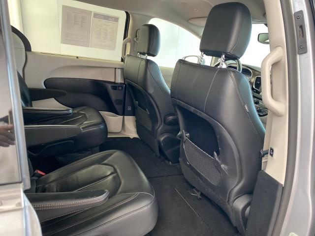 Used Chrysler Pacifica Touring L 2019 | Queens Auto Mall. Richmond Hill, New York Used Chrysler Pacifica Touring L 2019 | Queens Auto Mall. Richmond Hill, New York