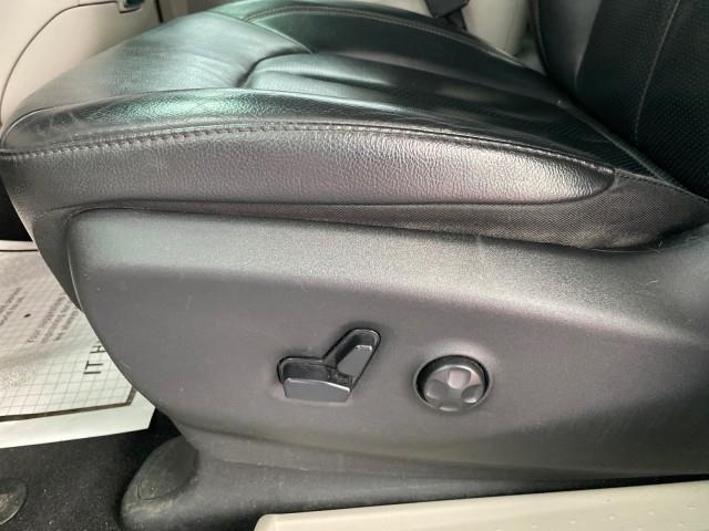 Used Chrysler Pacifica Touring L 2019 | Queens Auto Mall. Richmond Hill, New York Used Chrysler Pacifica Touring L 2019 | Queens Auto Mall. Richmond Hill, New York