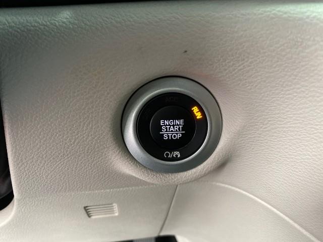 Used Chrysler Pacifica Touring L 2019 | Queens Auto Mall. Richmond Hill, New York Used Chrysler Pacifica Touring L 2019 | Queens Auto Mall. Richmond Hill, New York