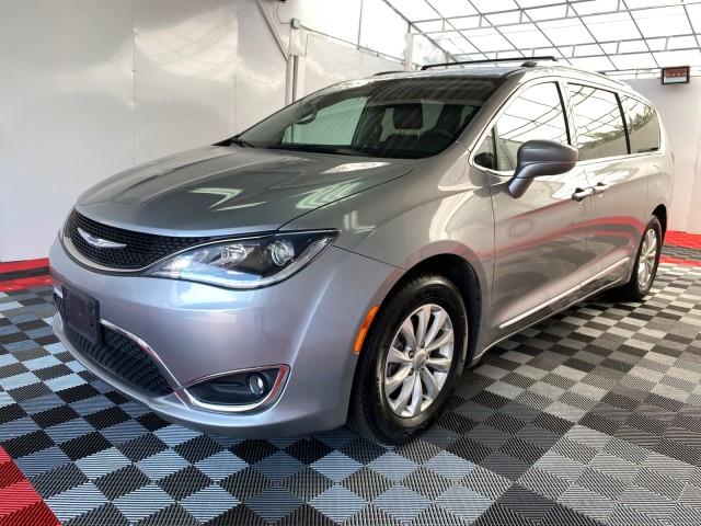 Used Chrysler Pacifica Touring L 2019 | Queens Auto Mall. Richmond Hill, New York Used Chrysler Pacifica Touring L 2019 | Queens Auto Mall. Richmond Hill, New York