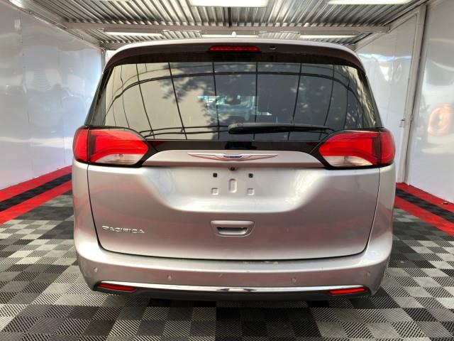 Used Chrysler Pacifica Touring L 2019 | Queens Auto Mall. Richmond Hill, New York Used Chrysler Pacifica Touring L 2019 | Queens Auto Mall. Richmond Hill, New York