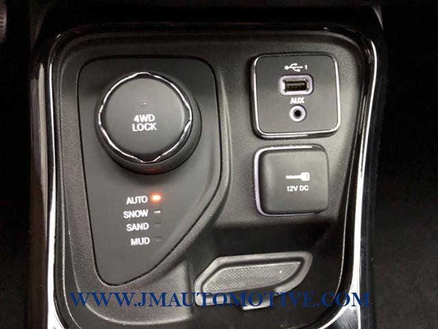 2020 Jeep Compass Altitude 4x4, available for sale in Naugatuck, Connecticut | J&M Automotive Sls&Svc LLC. Naugatuck, Connecticut 2020 Jeep Compass Altitude 4x4, available for sale in Naugatuck, Connecticut | J&M Automotive Sls&Svc LLC. Naugatuck, Connecticut