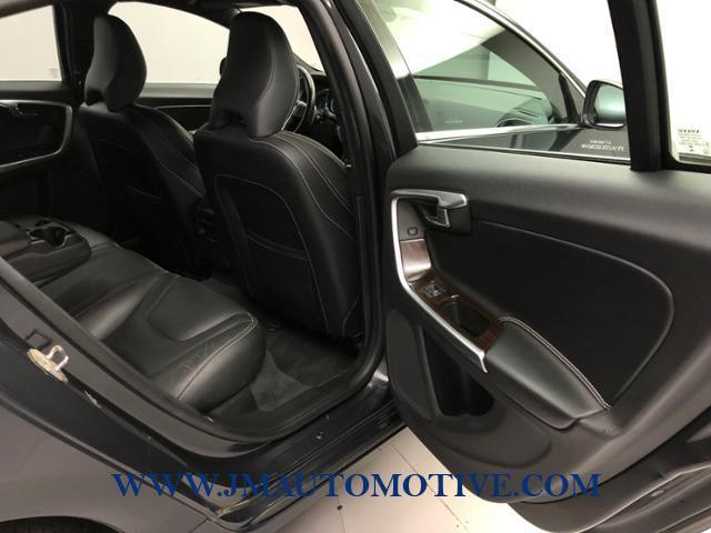 Used Volvo S60 2015.5 4dr Sdn T5 Premier AWD 2015 | J&M Automotive Sls&Svc LLC. Naugatuck, Connecticut Used Volvo S60 2015.5 4dr Sdn T5 Premier AWD 2015 | J&M Automotive Sls&Svc LLC. Naugatuck, Connecticut