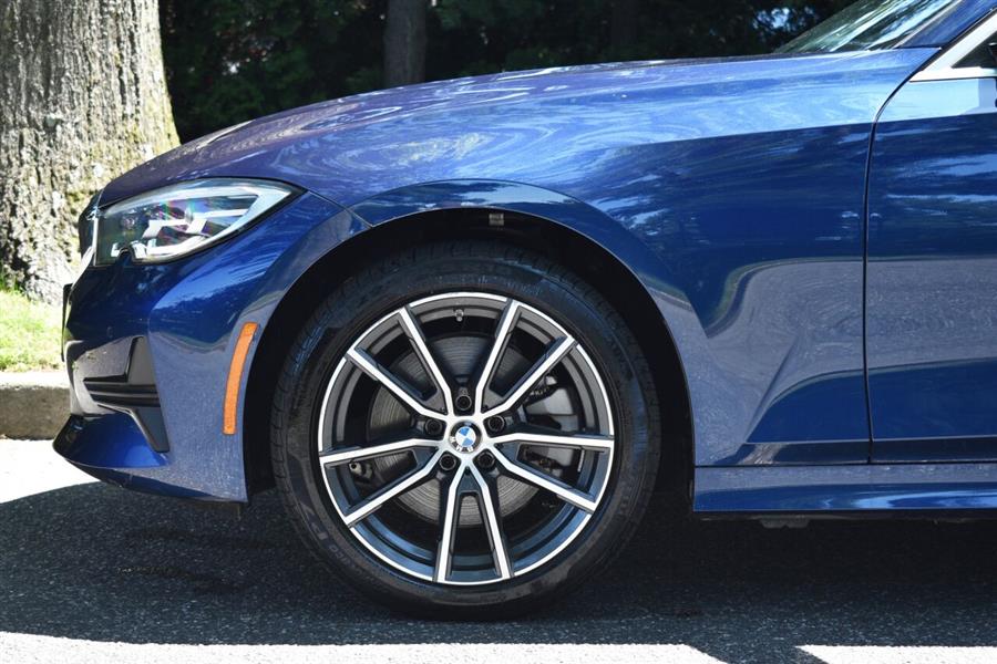 2019 BMW 3 Series 330i xDrive AWD 4dr Sedan, available for sale in Great Neck, New York | Camy Cars. Great Neck, New York 2019 BMW 3 Series 330i xDrive AWD 4dr Sedan, available for sale in Great Neck, New York | Camy Cars. Great Neck, New York