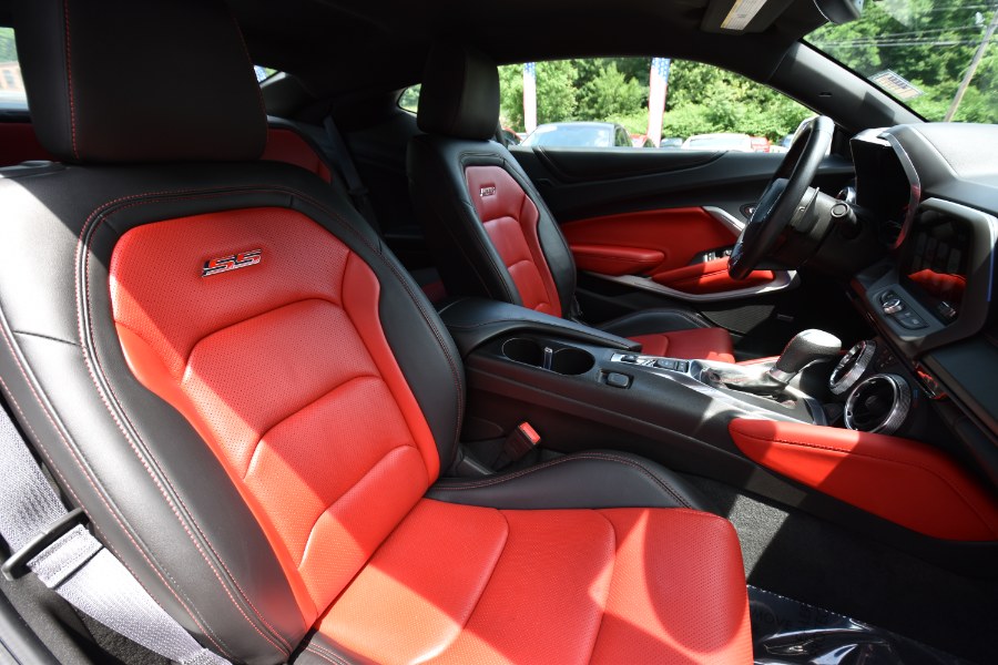 Used Chevrolet Camaro 2dr Cpe 2SS 2016 | Highline Car Connection. Waterbury, Connecticut Used Chevrolet Camaro 2dr Cpe 2SS 2016 | Highline Car Connection. Waterbury, Connecticut