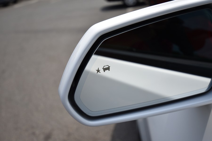 Used Chevrolet Camaro 2dr Cpe 2SS 2016 | Highline Car Connection. Waterbury, Connecticut Used Chevrolet Camaro 2dr Cpe 2SS 2016 | Highline Car Connection. Waterbury, Connecticut