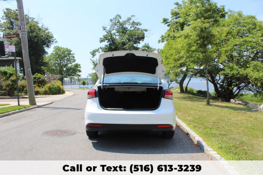 Used Kia Forte LX Auto 2017 | Great Neck Car Buyers & Sellers. Great Neck, New York Used Kia Forte LX Auto 2017 | Great Neck Car Buyers & Sellers. Great Neck, New York