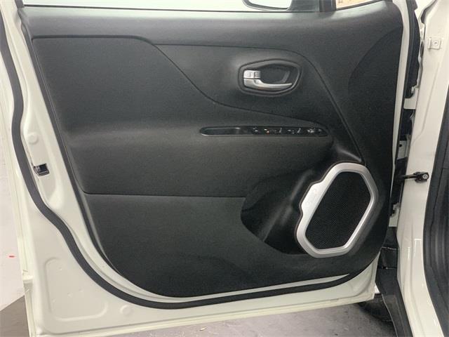 Used Jeep Renegade Latitude 2021 | Eastchester Motor Cars. Bronx, New York Used Jeep Renegade Latitude 2021 | Eastchester Motor Cars. Bronx, New York