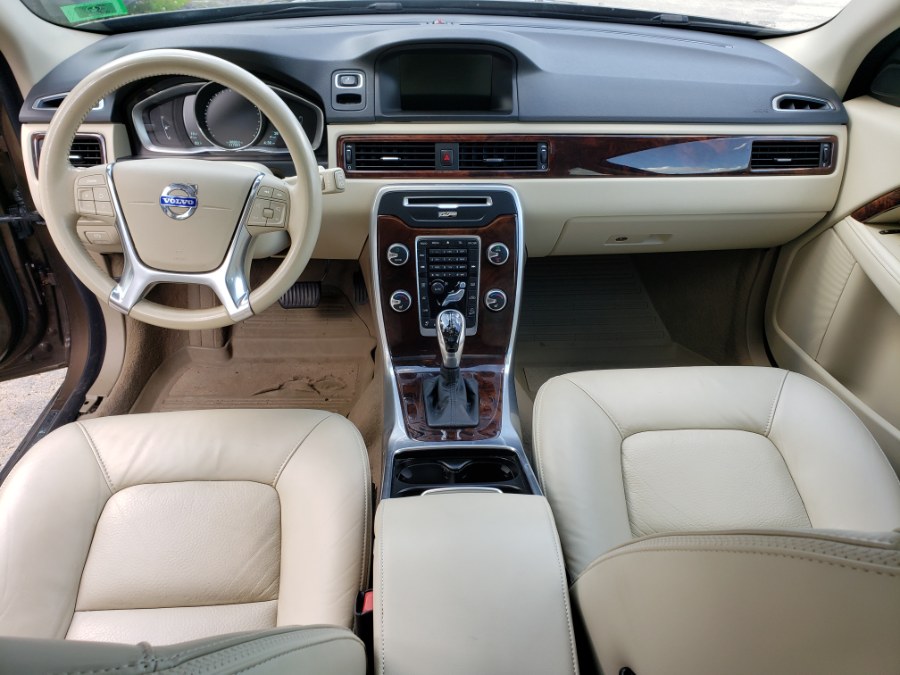 2015 Volvo XC70 AWD 4dr Wgn T6 Platinum, available for sale in Auburn, New Hampshire | ODA Auto Precision LLC. Auburn, New Hampshire 2015 Volvo XC70 AWD 4dr Wgn T6 Platinum, available for sale in Auburn, New Hampshire | ODA Auto Precision LLC. Auburn, New Hampshire