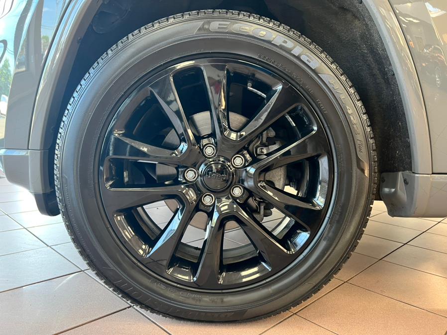 2020 Jeep Grand Cherokee ALTITUDE 4x4, available for sale in Massapequa Park, New York | Power Motors East. Massapequa Park, New York 2020 Jeep Grand Cherokee ALTITUDE 4x4, available for sale in Massapequa Park, New York | Power Motors East. Massapequa Park, New York