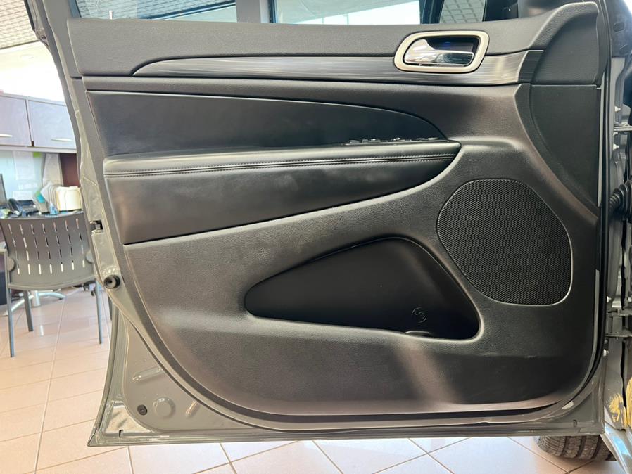 2020 Jeep Grand Cherokee ALTITUDE 4x4, available for sale in Massapequa Park, New York | Power Motors East. Massapequa Park, New York 2020 Jeep Grand Cherokee ALTITUDE 4x4, available for sale in Massapequa Park, New York | Power Motors East. Massapequa Park, New York