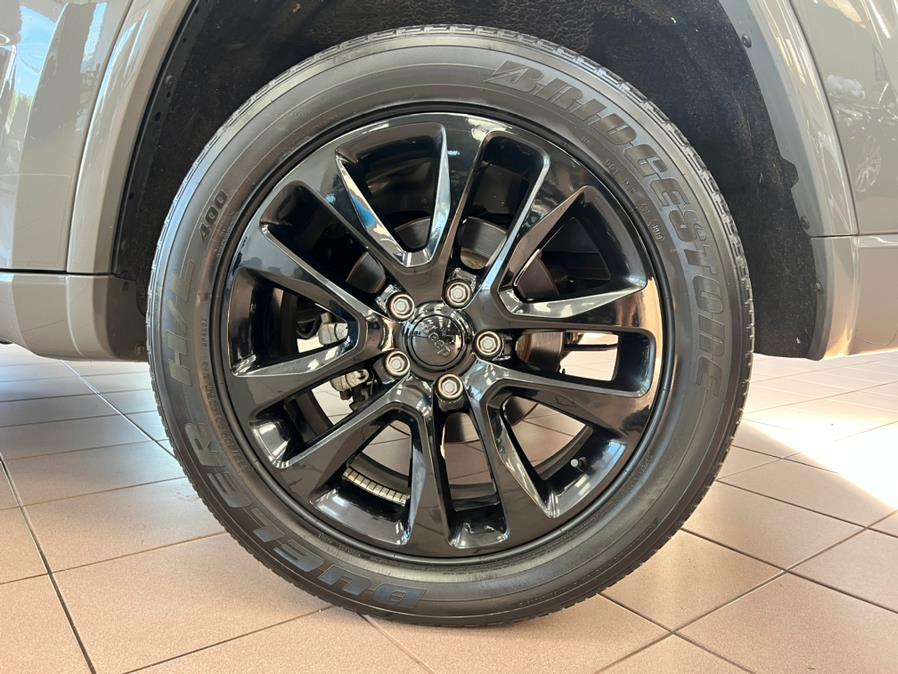 2020 Jeep Grand Cherokee ALTITUDE 4x4, available for sale in Massapequa Park, New York | Power Motors East. Massapequa Park, New York 2020 Jeep Grand Cherokee ALTITUDE 4x4, available for sale in Massapequa Park, New York | Power Motors East. Massapequa Park, New York