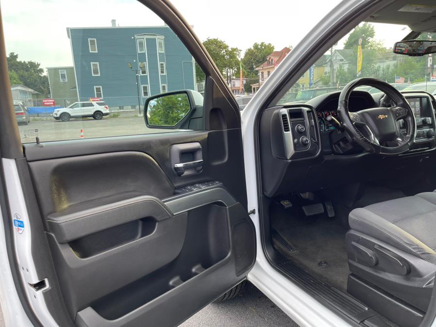 2019 Chevrolet Silverado 1500 LD 4WD Double Cab LT w/1LT, available for sale in Irvington , New Jersey | Auto Haus of Irvington Corp. Irvington , New Jersey 2019 Chevrolet Silverado 1500 LD 4WD Double Cab LT w/1LT, available for sale in Irvington , New Jersey | Auto Haus of Irvington Corp. Irvington , New Jersey