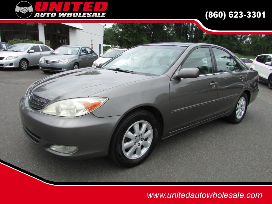 Used Toyota Camry 4dr Sdn XLE V6 Auto 2004 | United Auto Sales of E Windsor, Inc. East Windsor, Connecticut