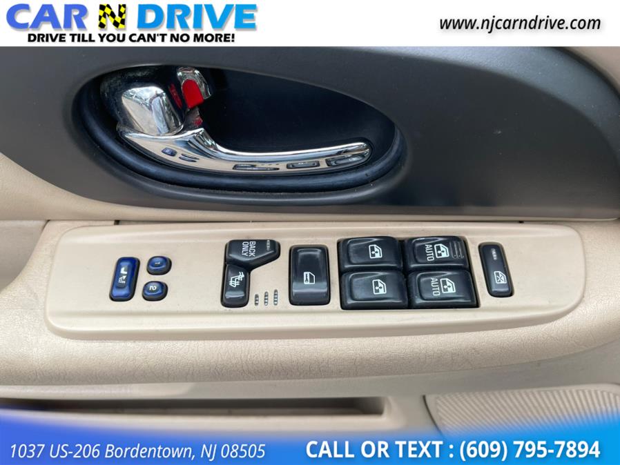 Used GMC Envoy SLE 4WD 2004 | Car N Drive. Bordentown, New Jersey Used GMC Envoy SLE 4WD 2004 | Car N Drive. Bordentown, New Jersey