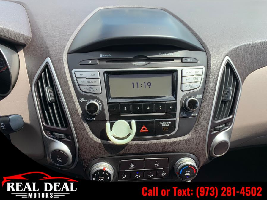 Used Hyundai Tucson AWD 4dr I4 Auto Limited 2010 | Real Deal Motors. Lodi, New Jersey Used Hyundai Tucson AWD 4dr I4 Auto Limited 2010 | Real Deal Motors. Lodi, New Jersey