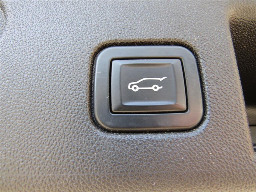 Used Chevrolet Equinox Premier 4x4 4dr SUV w/1LZ 2019 | Lake City Exports Inc. Auburn, Maine Used Chevrolet Equinox Premier 4x4 4dr SUV w/1LZ 2019 | Lake City Exports Inc. Auburn, Maine